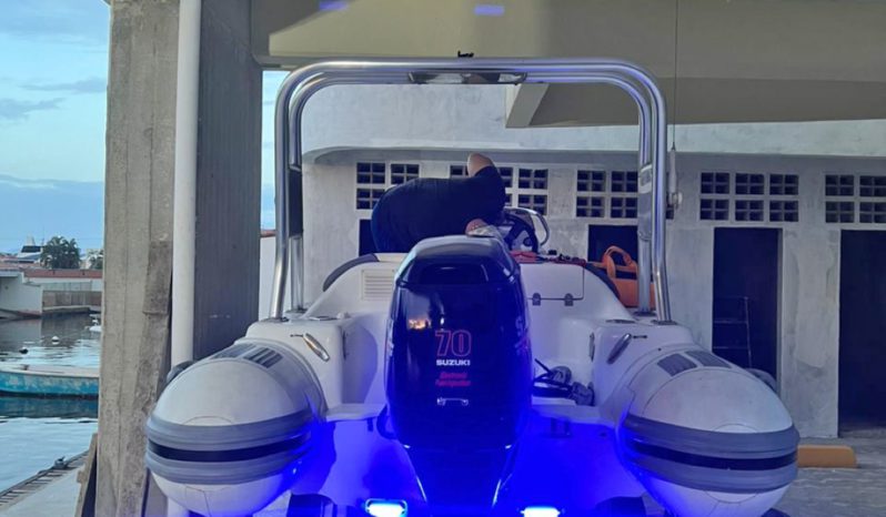 
								DINGHY CARIBE 15 full									