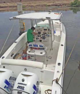 EXTREME MARINE CUDDY 30