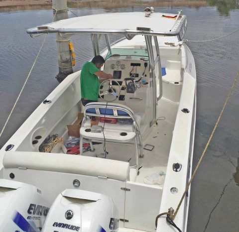 
								EXTREME MARINE CUDDY 30 full									