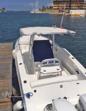 EXTREME MARINE CUDDY 30