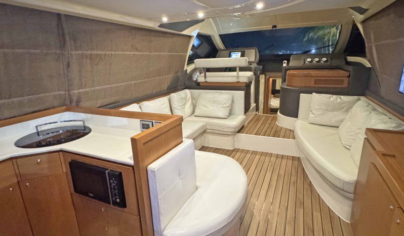 
								FERRETTI 47 full									