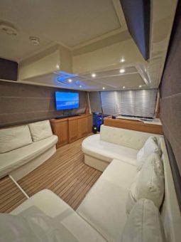 
										FERRETTI 47 full									