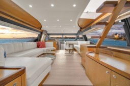 
										FERRETTI YACHTS 66 full									