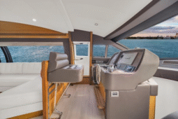 
										FERRETTI YACHTS 66 full									