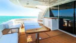 
										FERRETTI YACHTS 66 full									