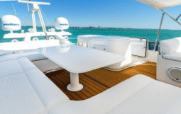 
										FERRETTI YACHTS 66 full									