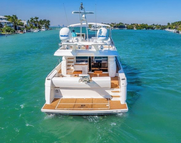 
								FERRETTI YACHTS 66 full									