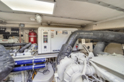 
										FERRETTI YACHTS 66 full									