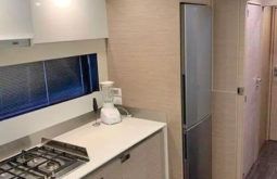 
										FOUNTAINE PAJOT POWER 64 full									