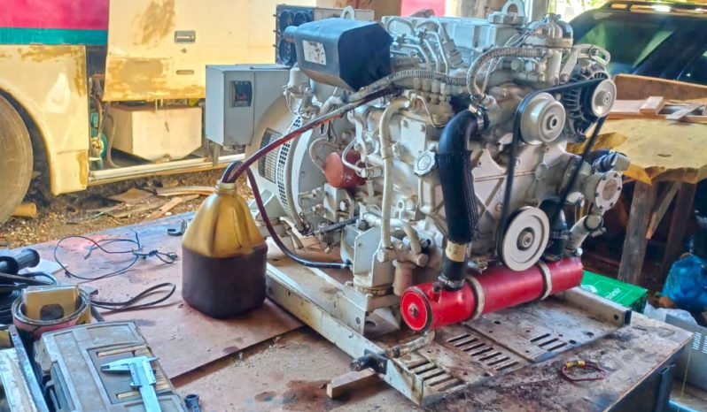 
								GENERADOR ELECTRICO WESTERBEKE 12KVA full									