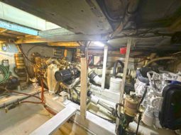 
										HATTERAS 43 full									
