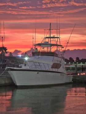 HATTERAS 43
