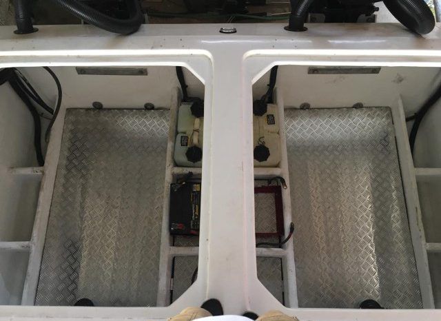 
								CATAMARAN SPECTRE 30 full									
