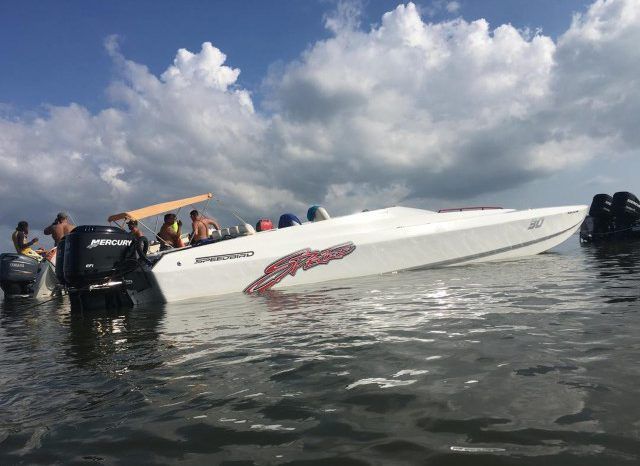 
								CATAMARAN SPECTRE 30 full									