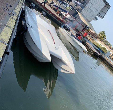 
								CATAMARAN SPECTRE 30 full									
