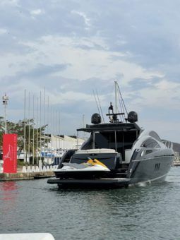 
										SUNSEEKER PREDATOR 62 full									
