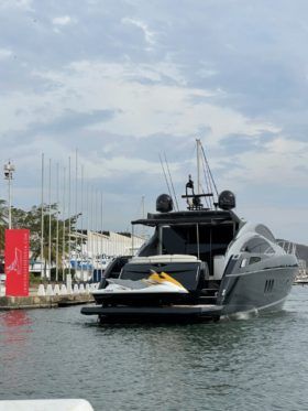 SUNSEEKER PREDATOR 62