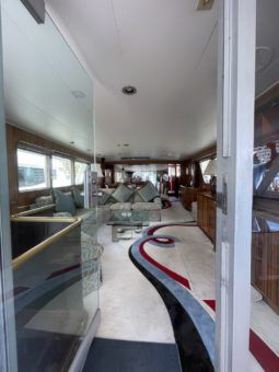 
										BURGER HOUSEBOAT 82 full									