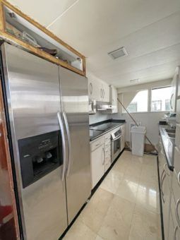 
										BURGER HOUSEBOAT 82 full									