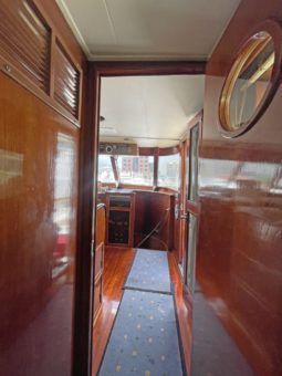 
										BURGER HOUSEBOAT 82 full									