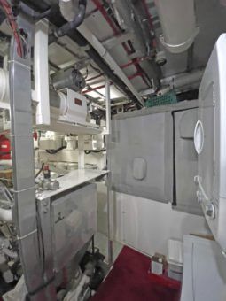 
										BURGER HOUSEBOAT 82 full									