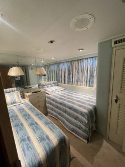 
										BURGER HOUSEBOAT 82 full									