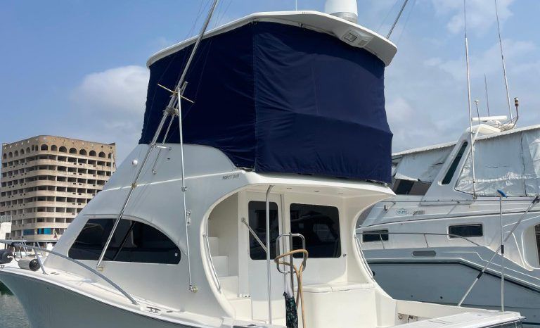 
								LUHRS 41 full									