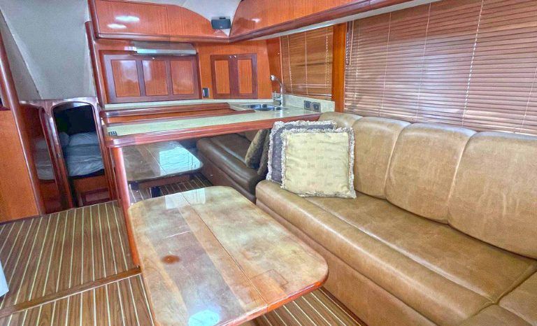 
								LUHRS 41 full									