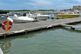 PUESTO EN MARINA 50