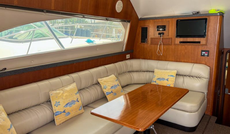 LUHRS 36 full