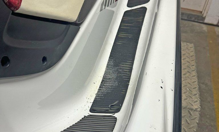 MOTO YAMAHA FZS 1.8 R full