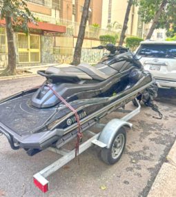 
										MOTO YAMAHA GP 1800R full									