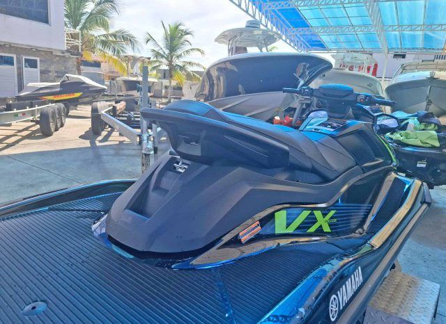 
								MOTO YAMAHA VX DELUXE full									