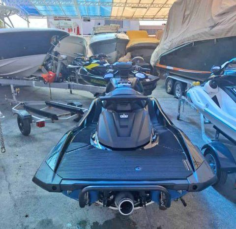 
								MOTO YAMAHA VX DELUXE full									