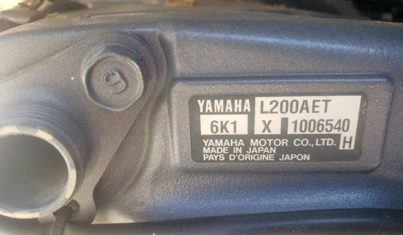 
								MOTORES YAMAHA V6 200HP full									