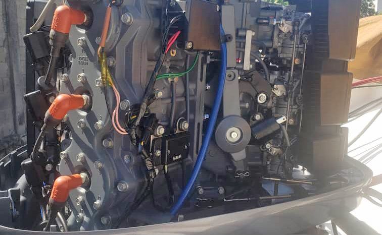 
								MOTORES YAMAHA V6 200HP full									