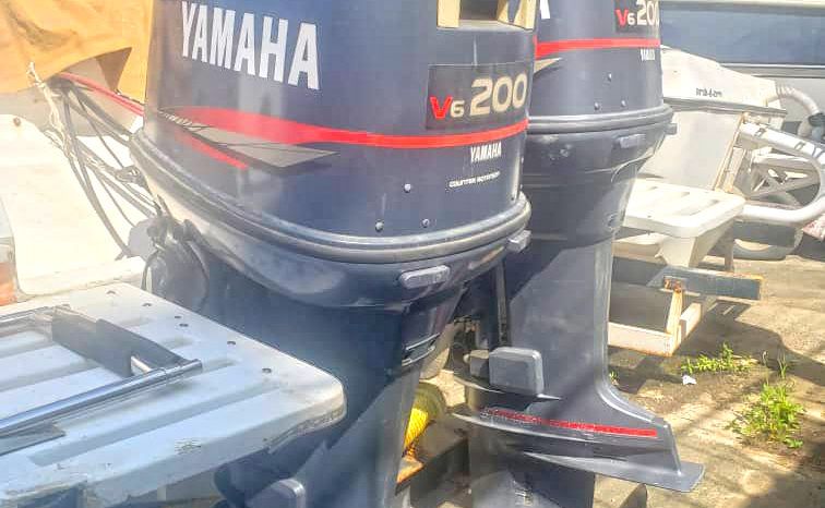 
								MOTORES YAMAHA V6 200HP full									
