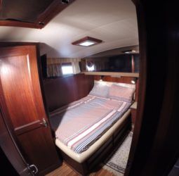 
										HATTERAS 45 full									
