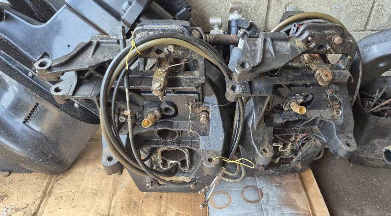 
								PAREJA MOTORES MERCRUISER 262 175HP full									