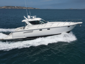TIARA YACHT 44