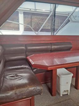 
										POST YACHTS SF 46 full									