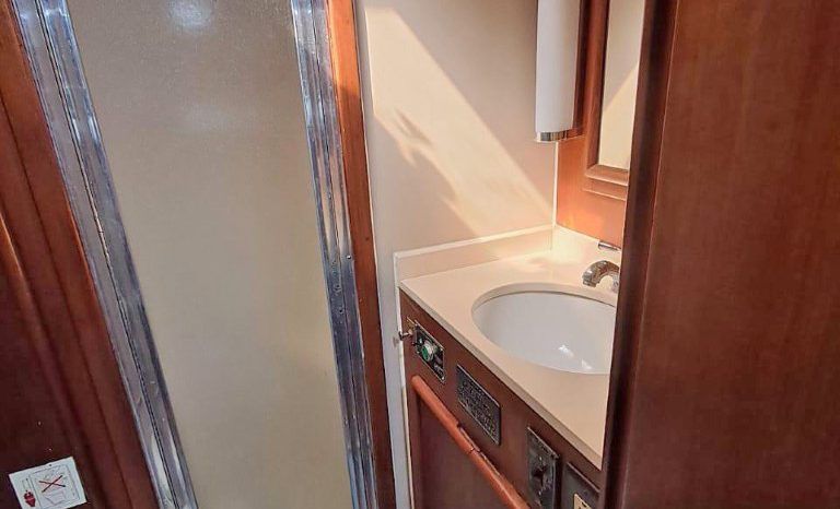 
								POST YACHTS SF 46 full									