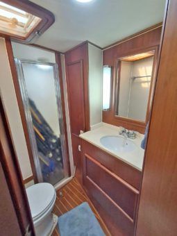 
										POST YACHTS SF 46 full									