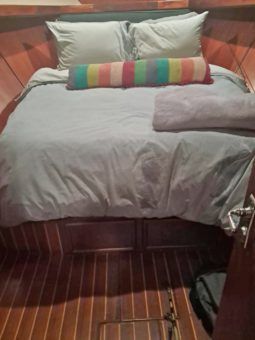 
										POST YACHTS SF 46 full									