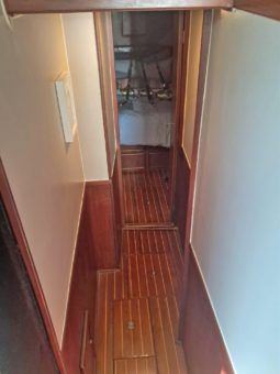
										POST YACHTS SF 46 full									