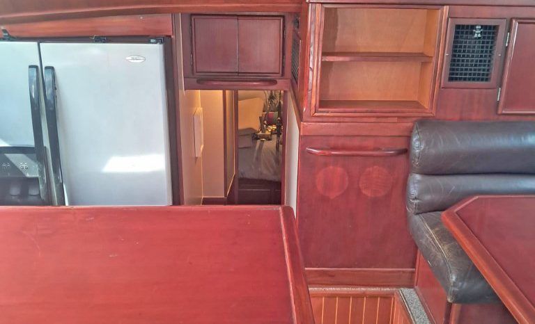 
								POST YACHTS SF 46 full									