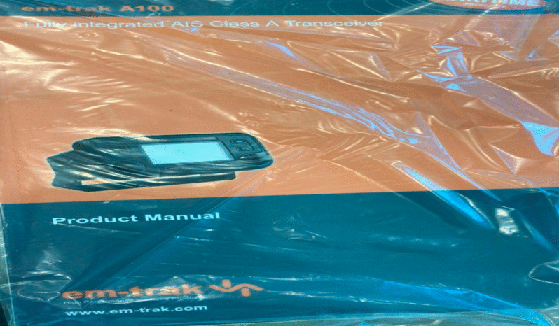 
								AIS A100 EM-TRAK GPS full									