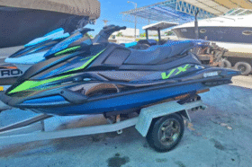 MOTO YAMAHA VX DELUXE