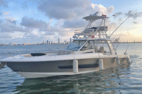 BOSTON WHALER OUTRAGE SPECIAL EDITION 42