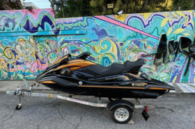 MOTO YAMAHA WAVE RUNNER FX LIMITED EDITION